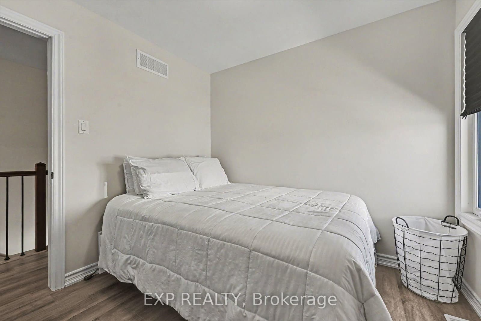 1400 Hemlock Road thumbnail 20