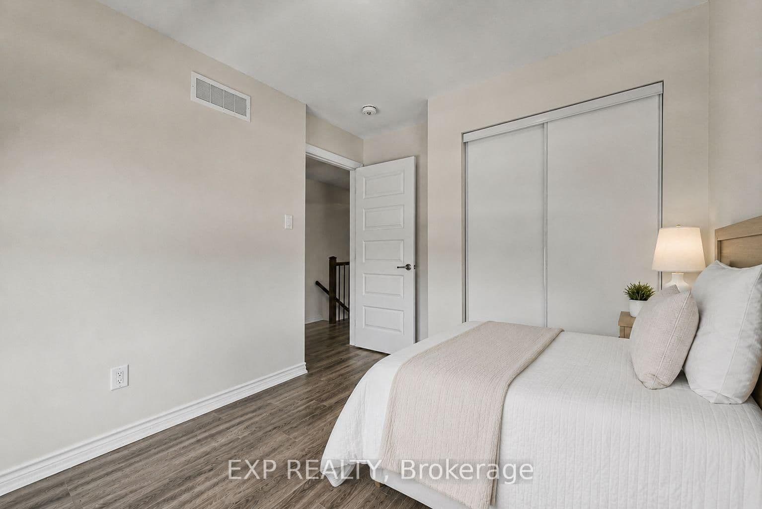 1400 Hemlock Road thumbnail 23