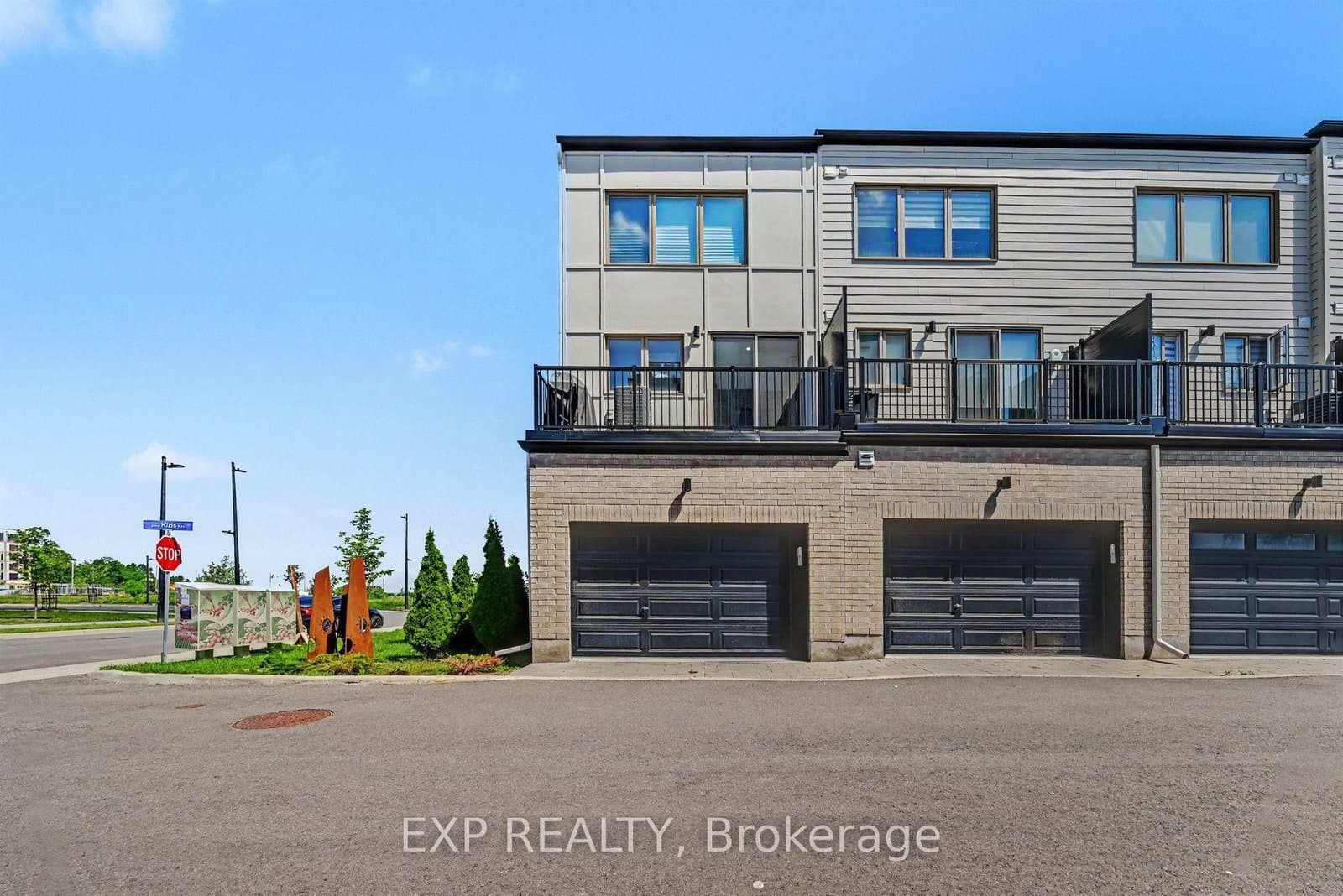 1400 Hemlock Road thumbnail 28