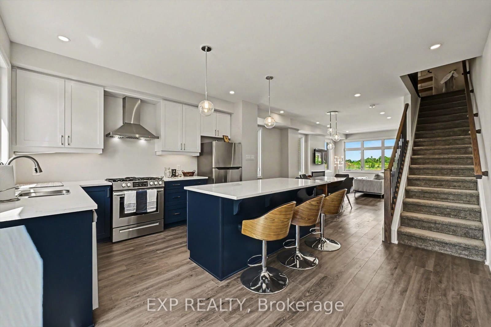 1400 Hemlock Road thumbnail 9