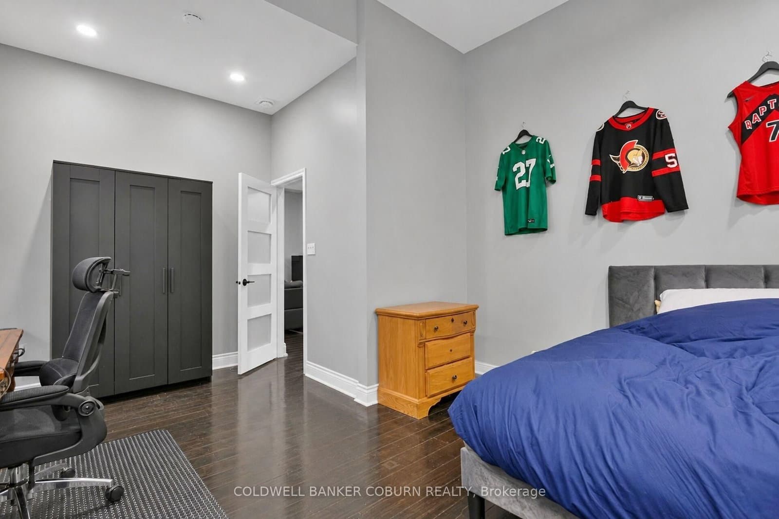 698 Cooper Street thumbnail 12