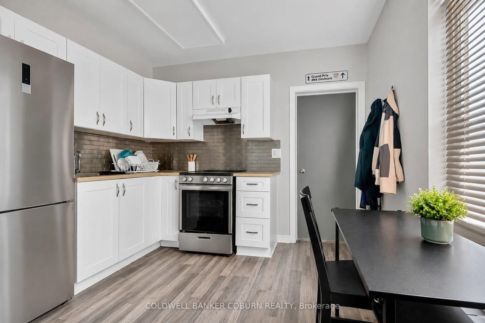 698 Cooper Street thumbnail 19
