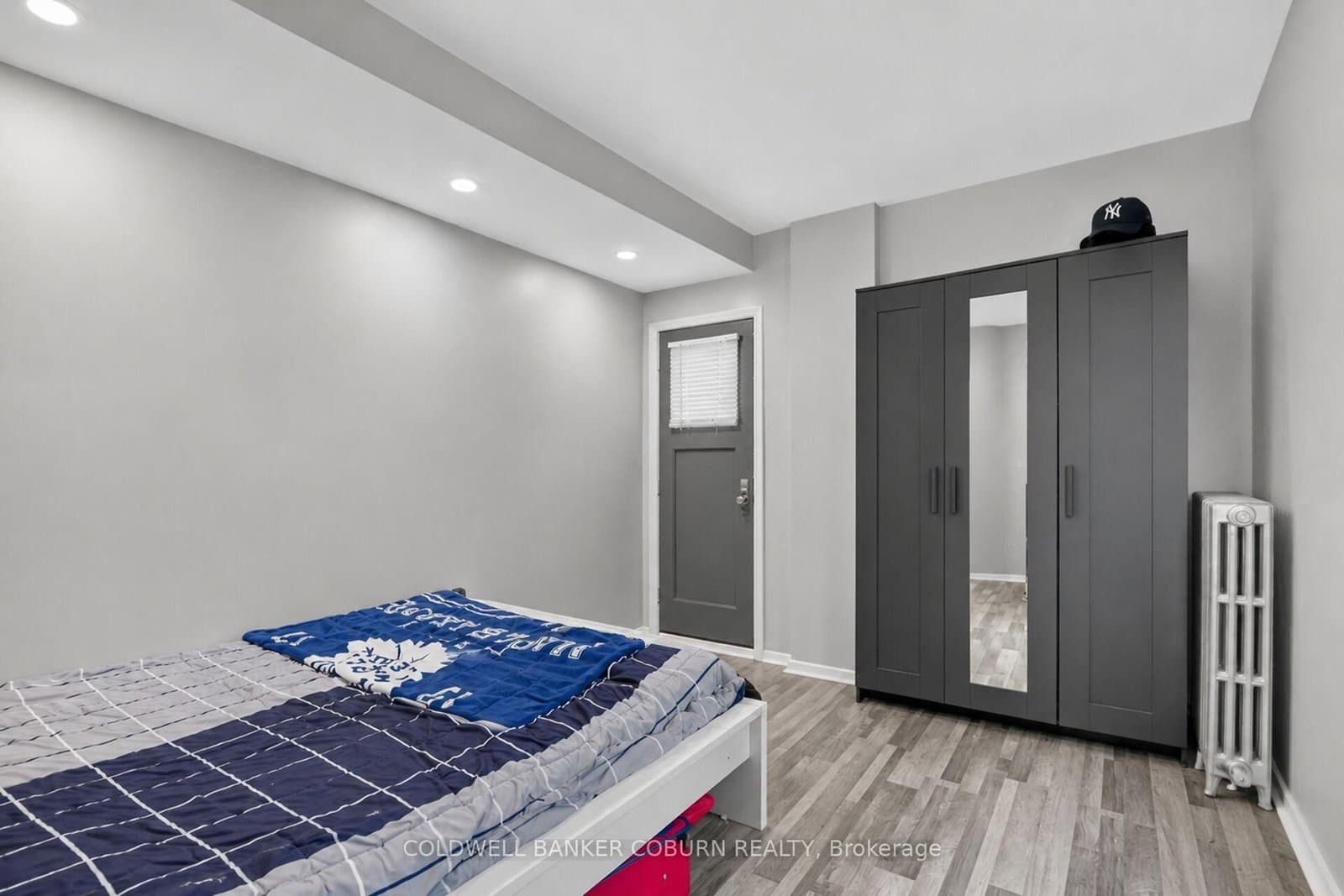 698 Cooper Street thumbnail 23