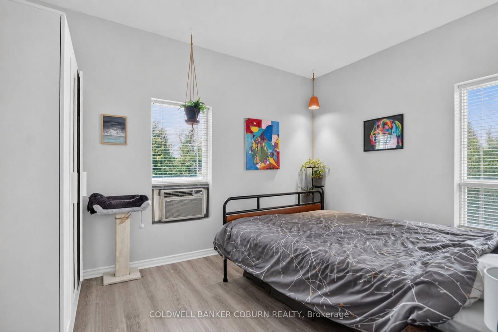 698 Cooper Street thumbnail 30