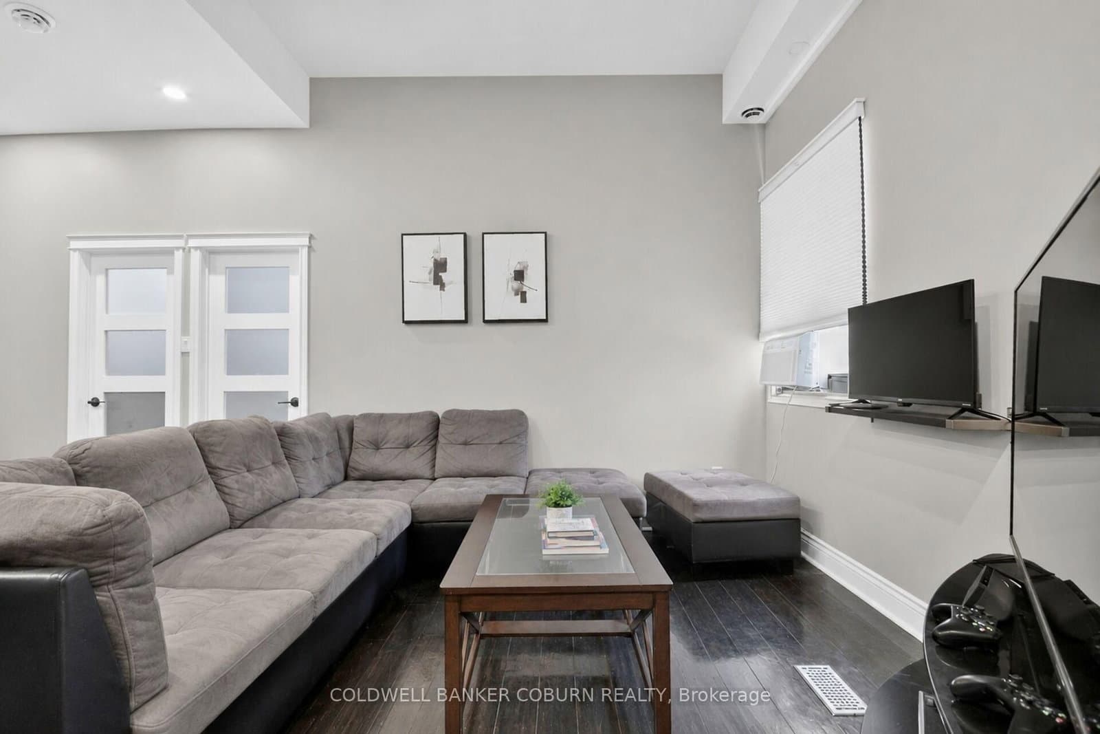 698 Cooper Street thumbnail 8