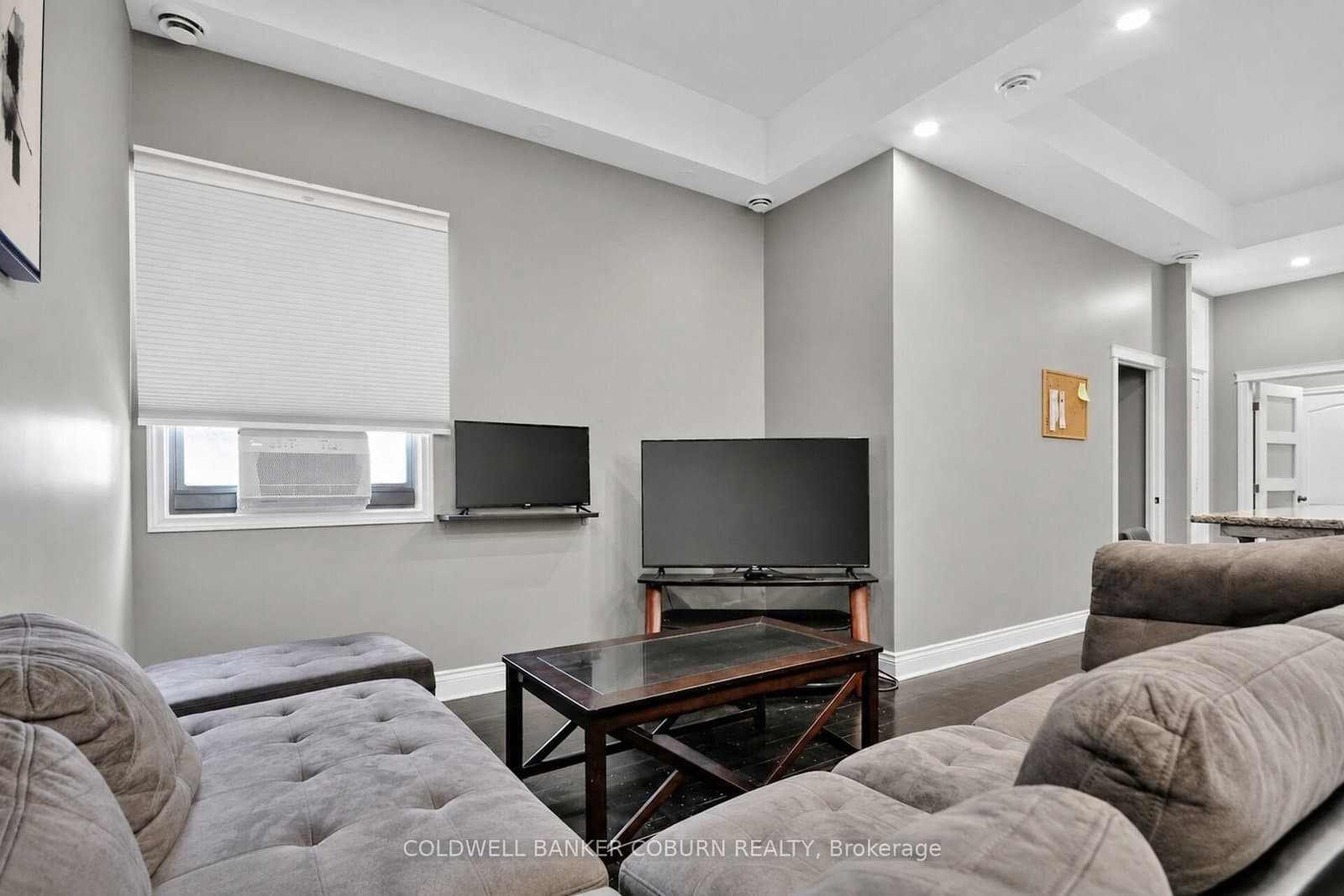 698 Cooper Street thumbnail 9