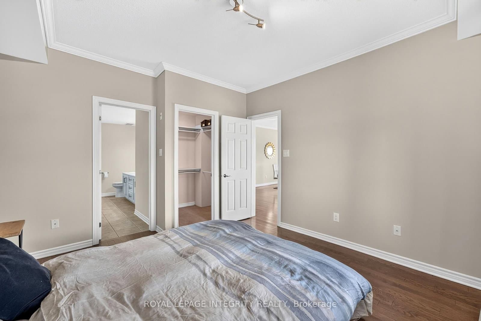 140 GUELPH Private, Unit 304 thumbnail 32