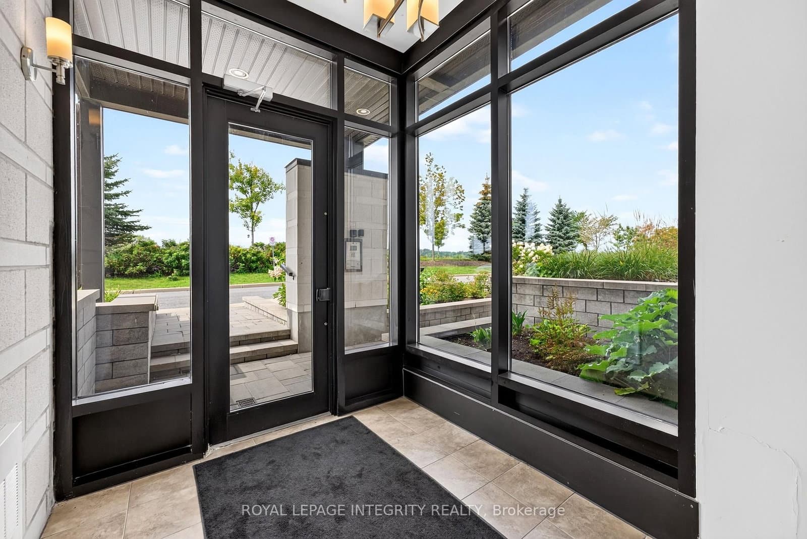 140 GUELPH Private, Unit 304 thumbnail 4
