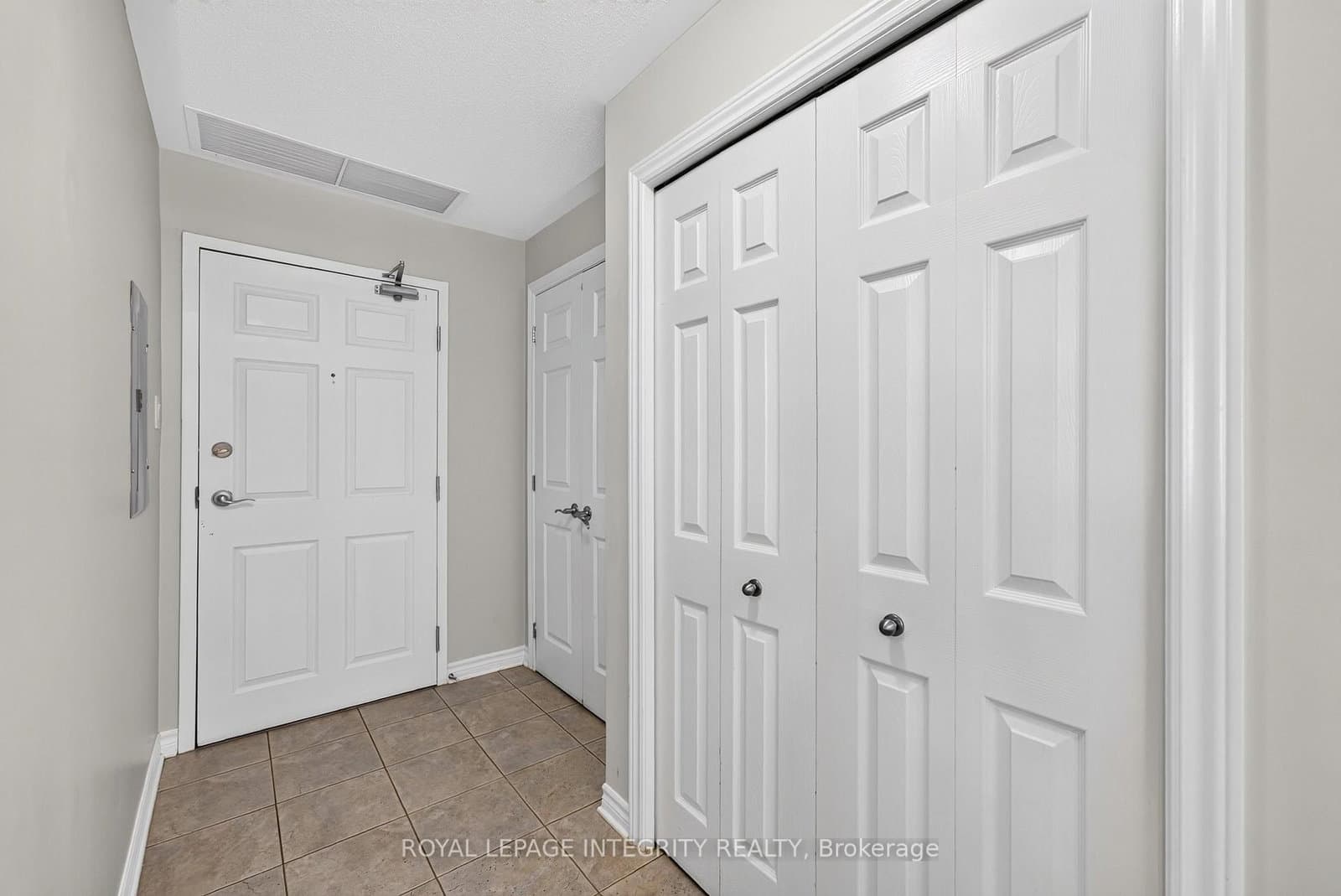 140 GUELPH Private, Unit 304 thumbnail 6