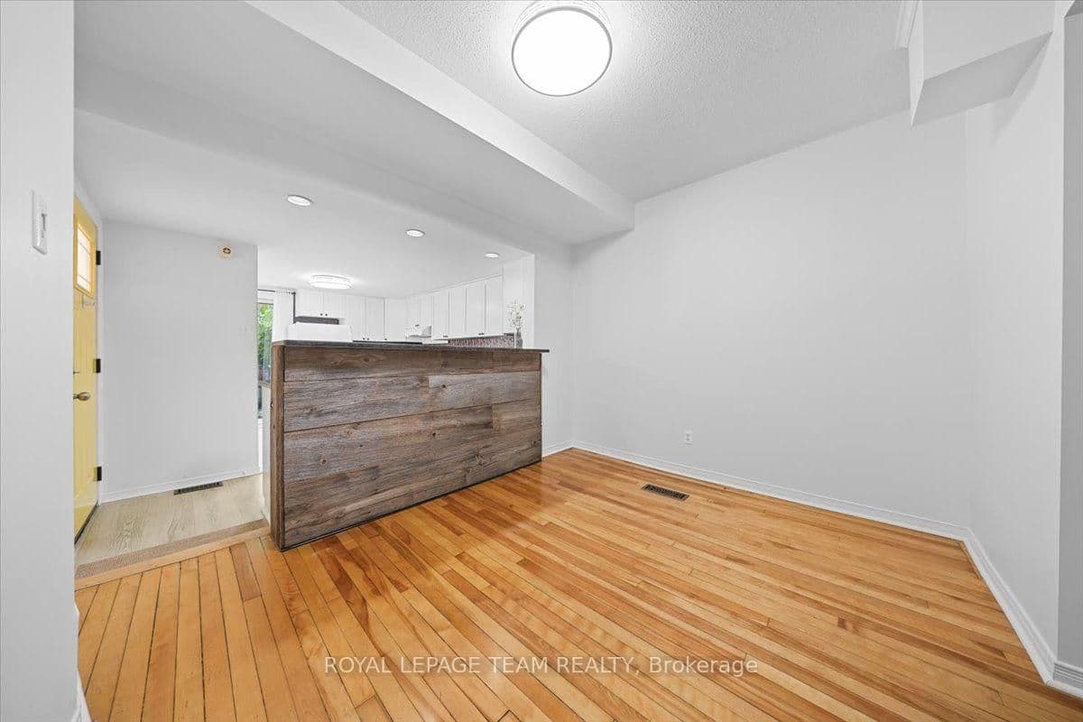 135 Upper Lorne Place thumbnail 14