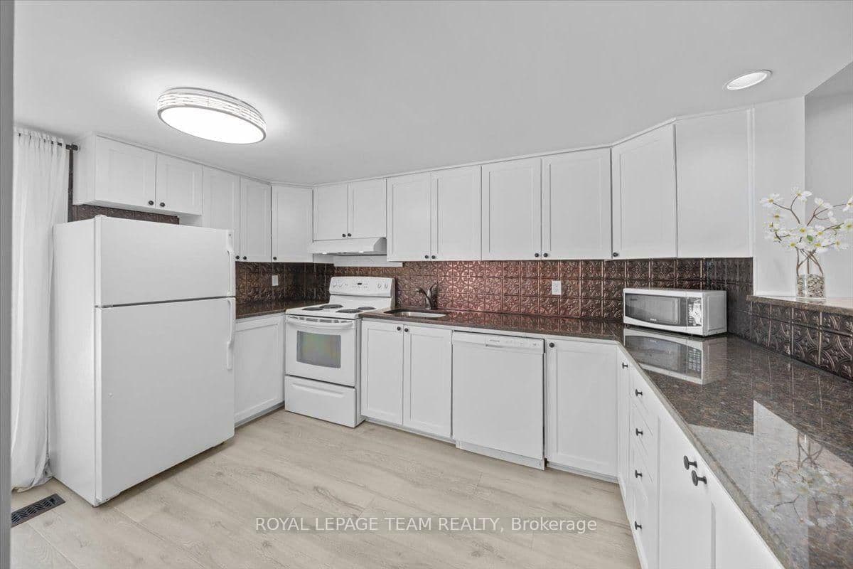 135 Upper Lorne Place thumbnail 17