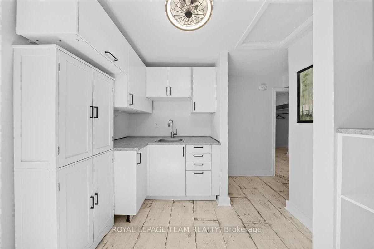 135 Upper Lorne Place thumbnail 31