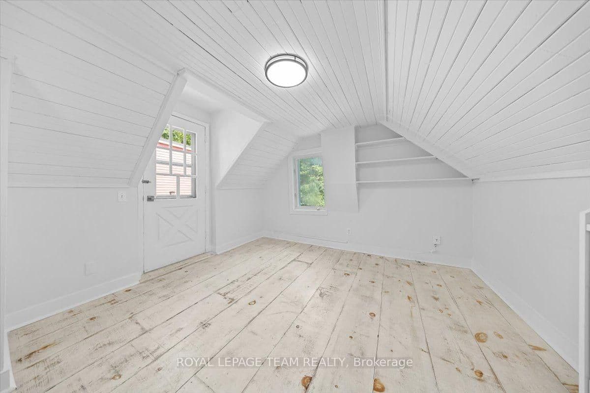 135 Upper Lorne Place thumbnail 34