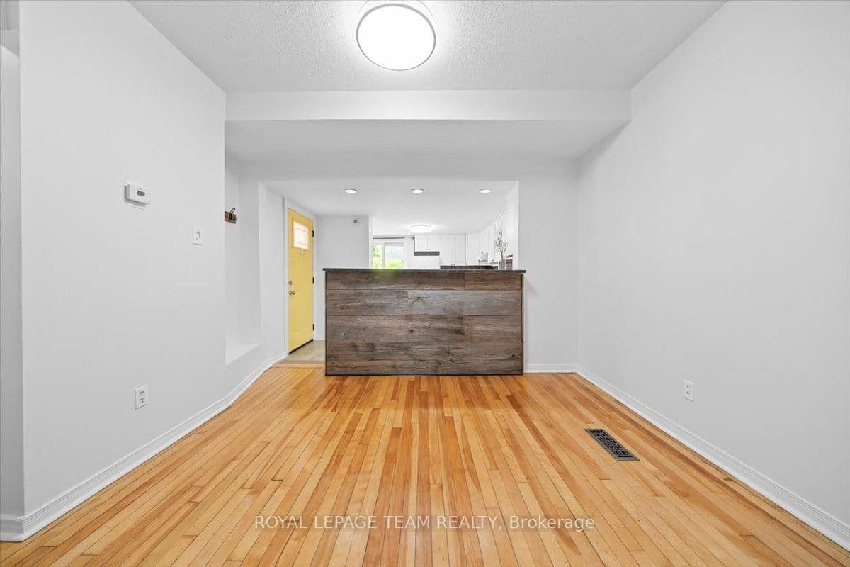 135 Upper Lorne Place thumbnail 9