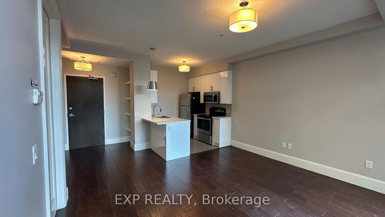112 King Street E, Unit 512 - Image 1