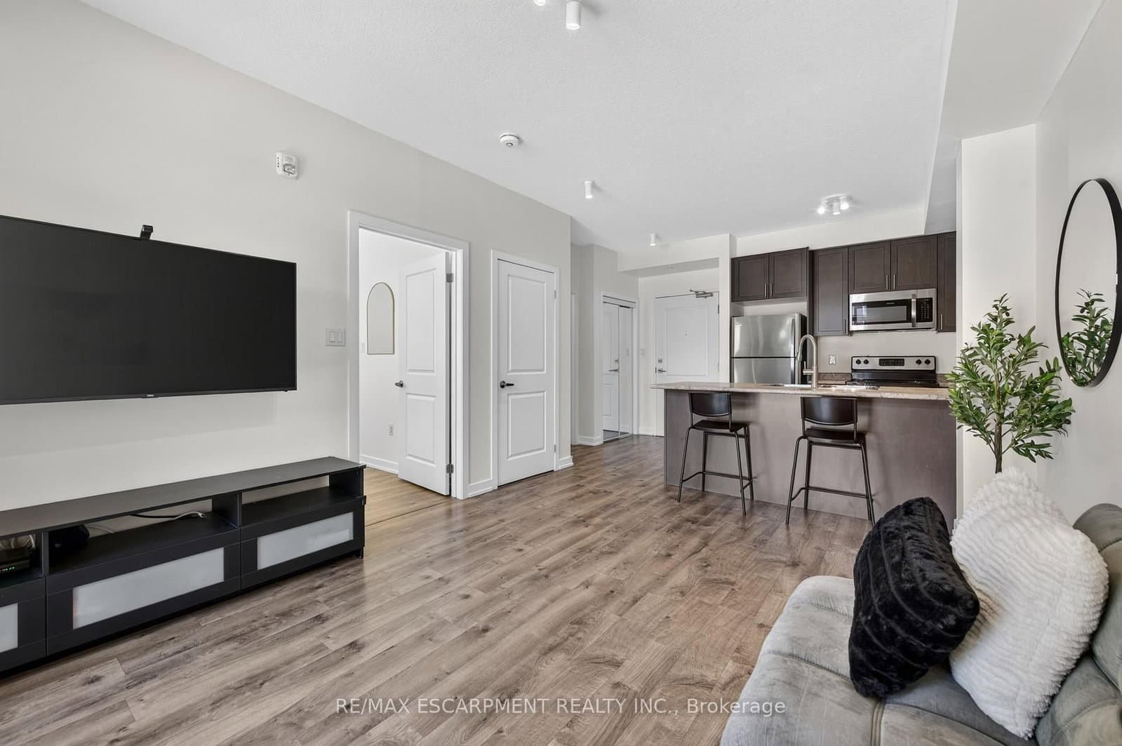 101 Shoreview Place, Unit 123 thumbnail 20