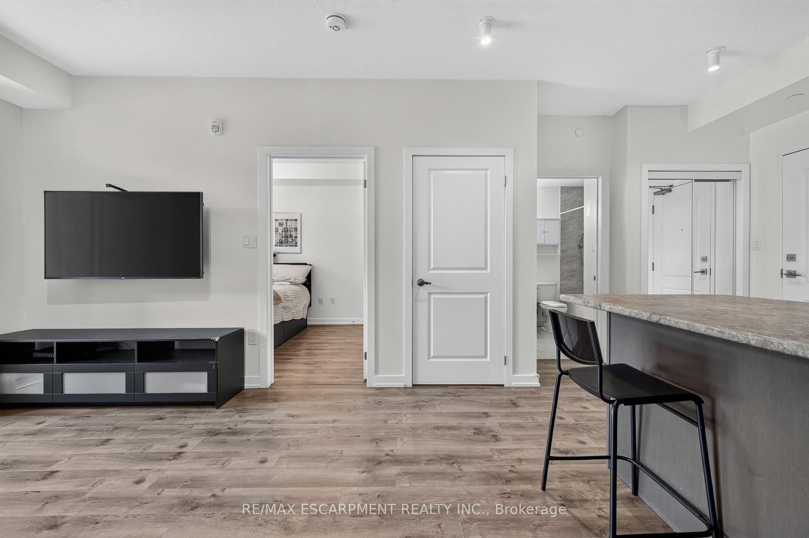 101 Shoreview Place, Unit 123 thumbnail 21