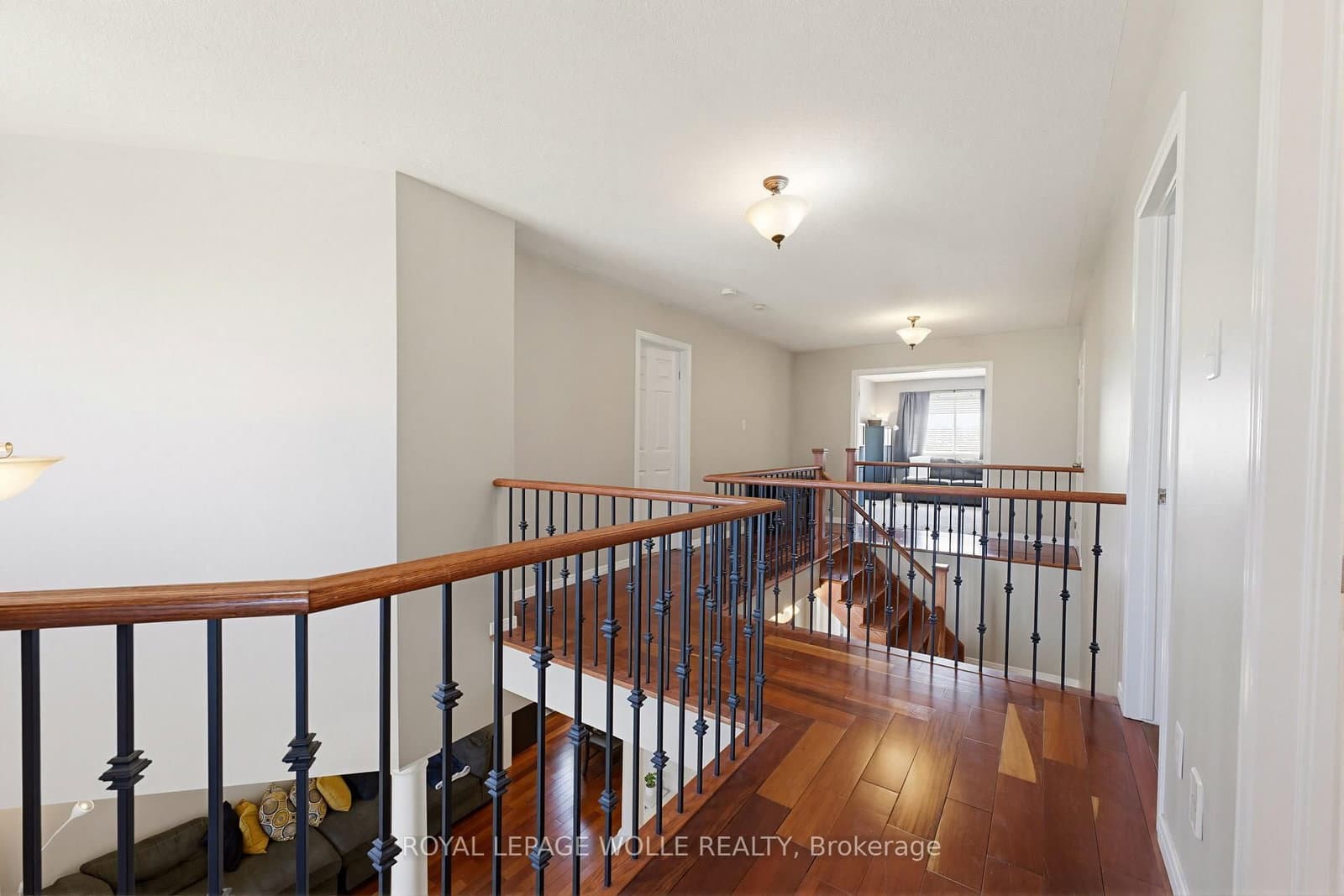 359 Pine Valley Drive thumbnail 22