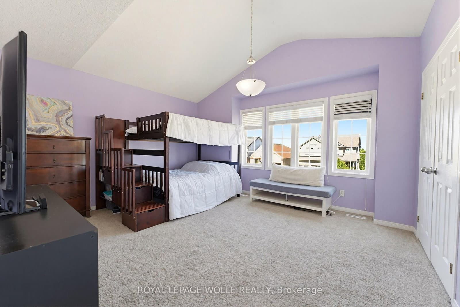 359 Pine Valley Drive thumbnail 31