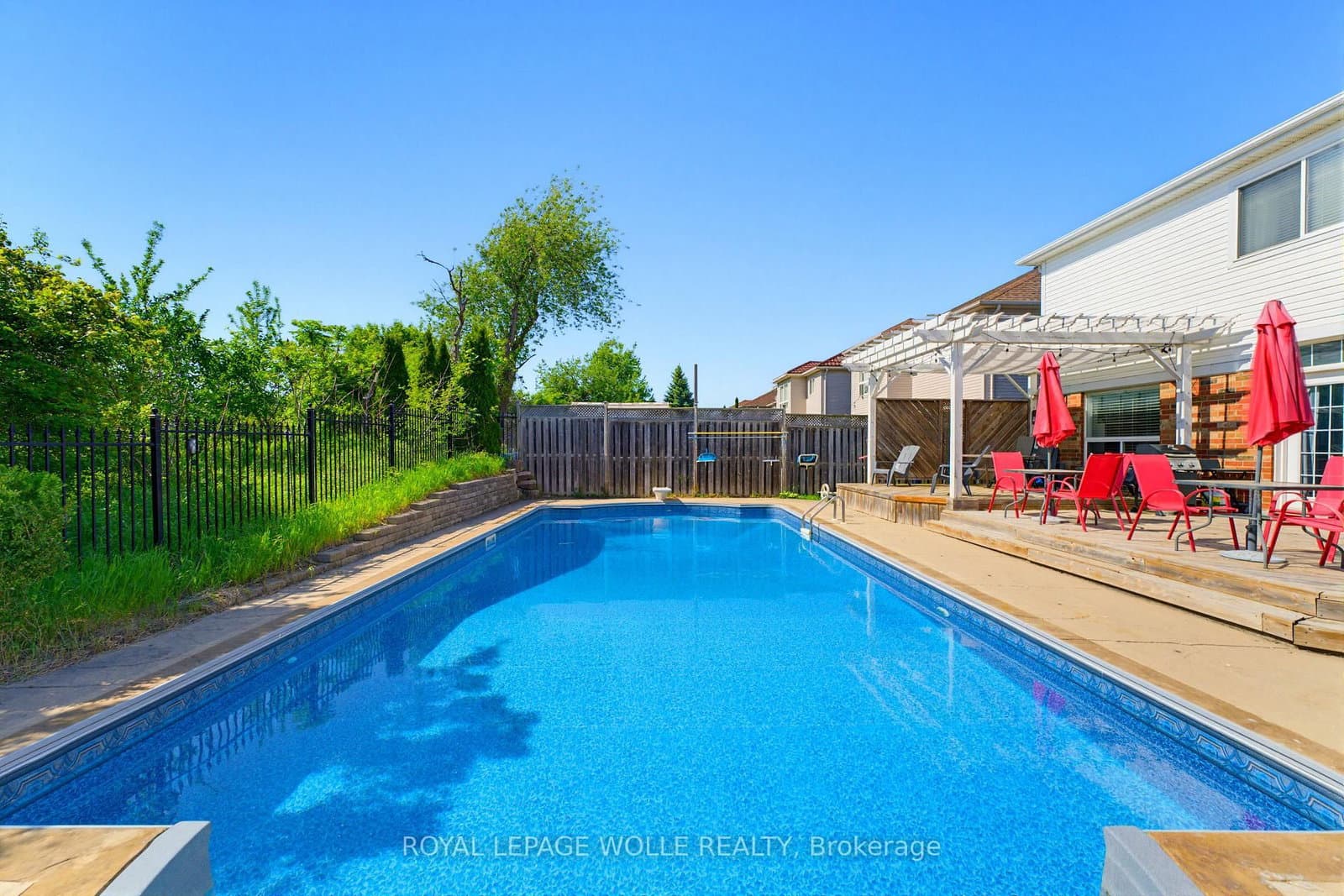 359 Pine Valley Drive thumbnail 42