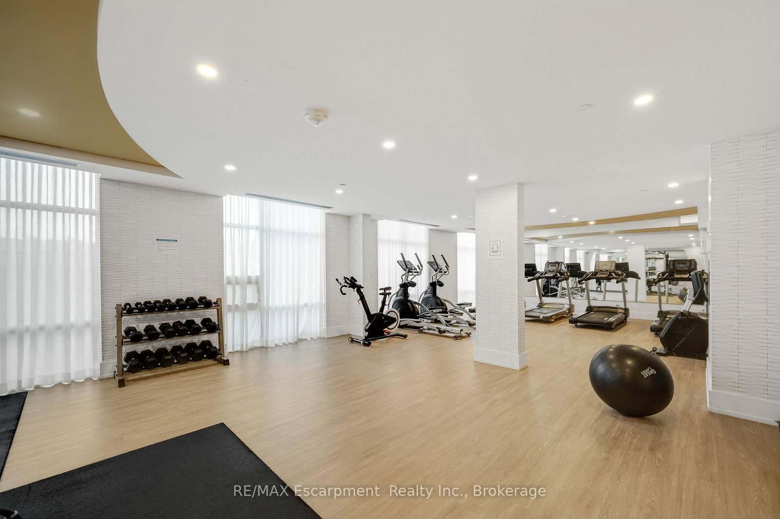 470 Dundas Street E, Unit 309 thumbnail 24