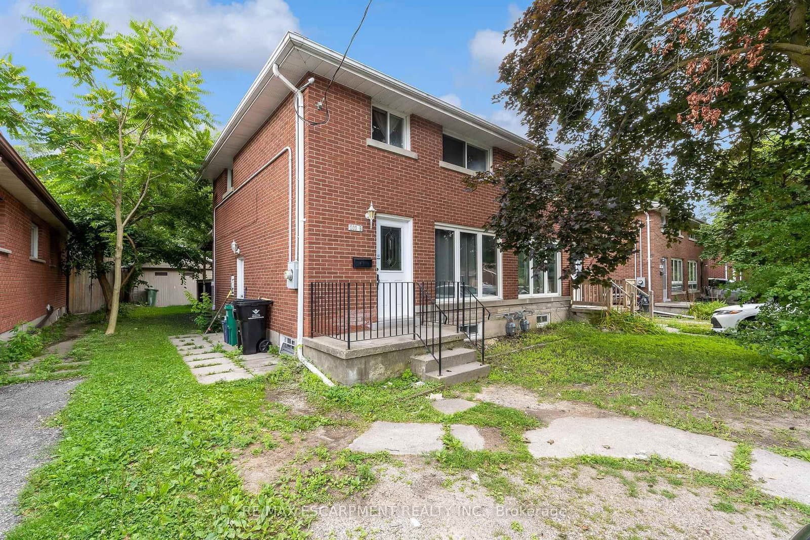 203B Erb Street - Image 1