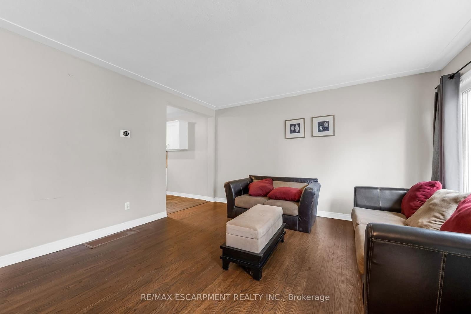 203B Erb Street thumbnail 4