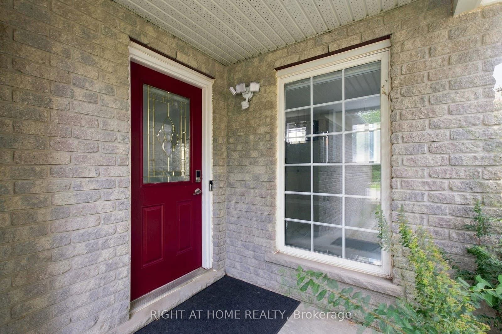 187 Clairfields Drive E thumbnail 3