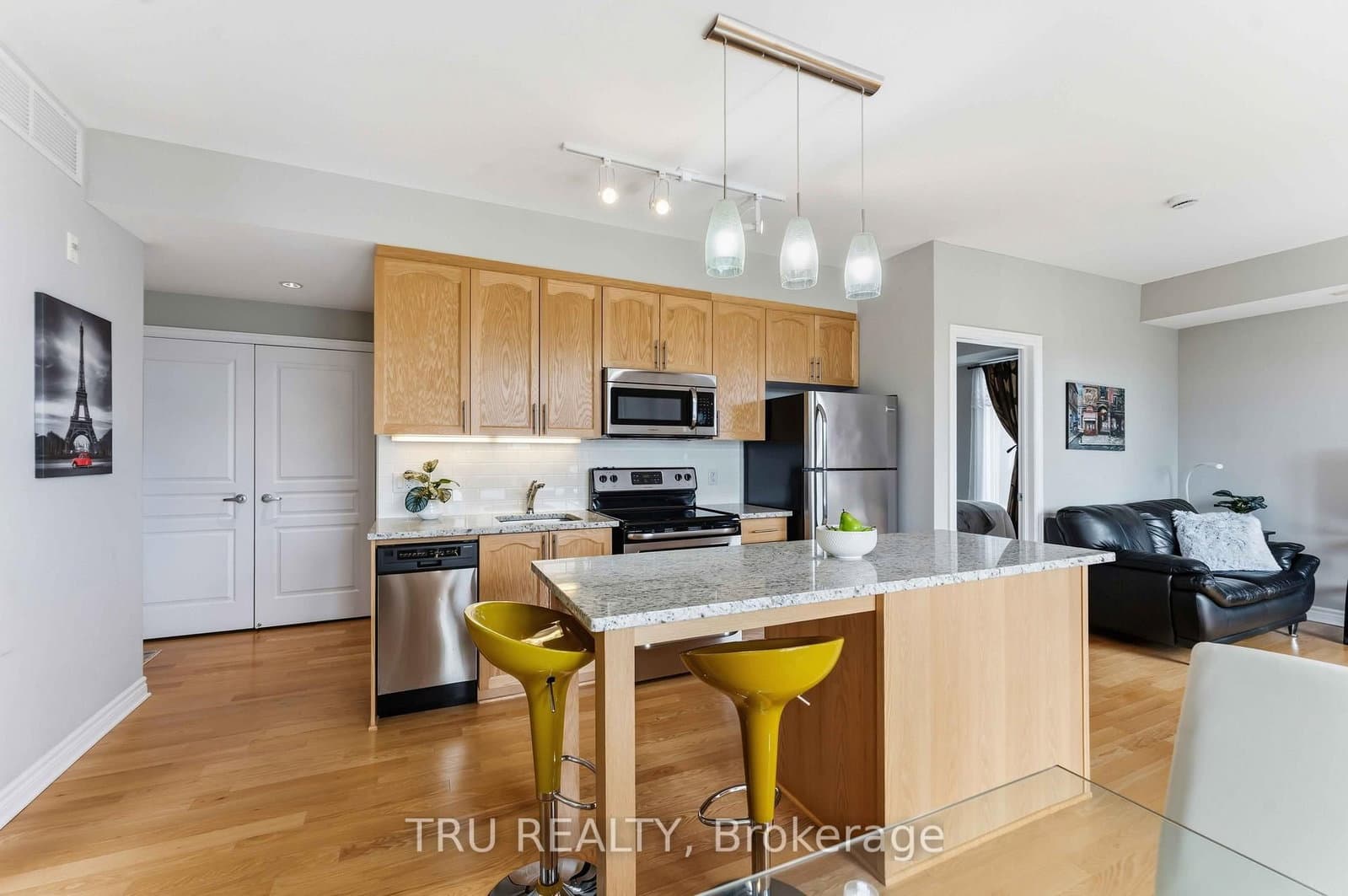 755 Beauparc Private, Unit 301 thumbnail 10
