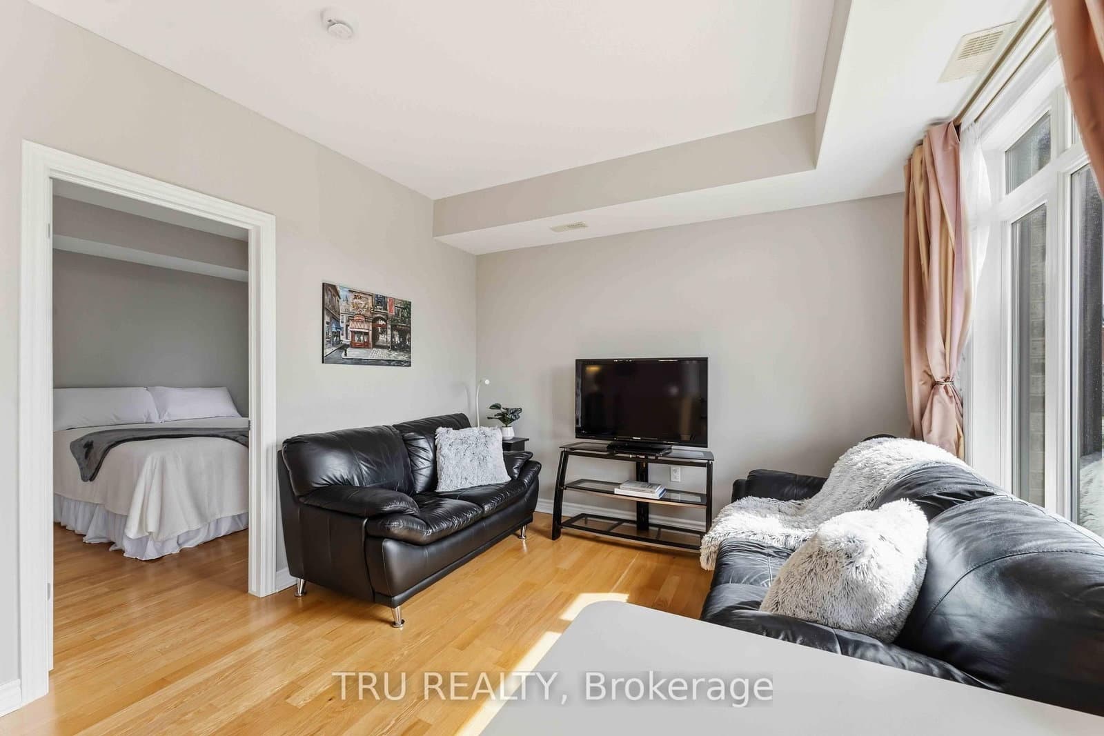 755 Beauparc Private, Unit 301 thumbnail 23