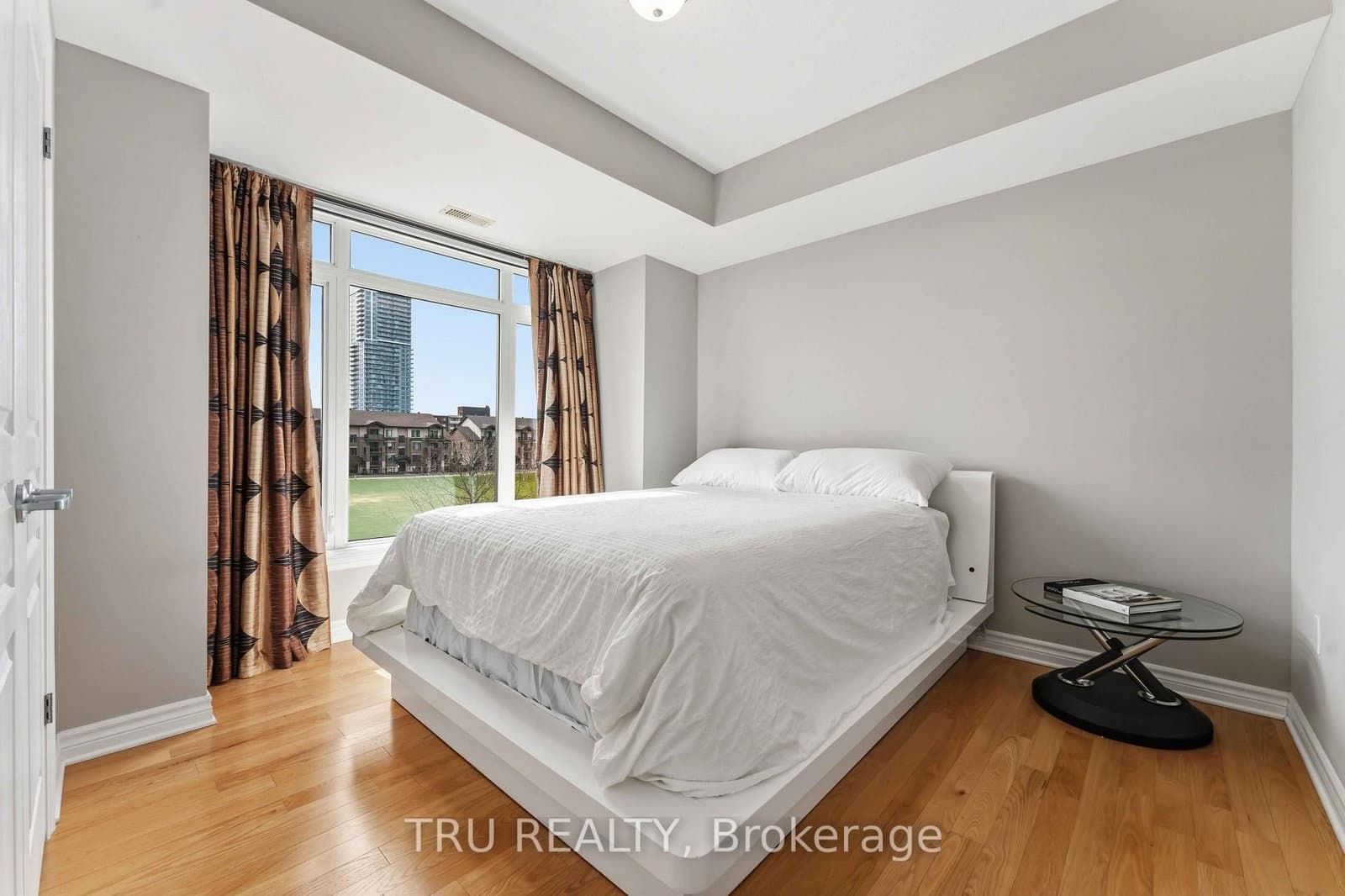 755 Beauparc Private, Unit 301 thumbnail 25