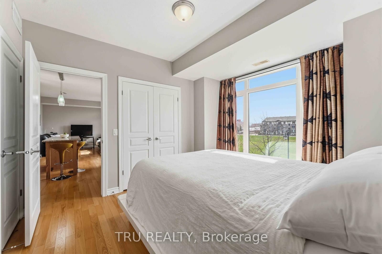 755 Beauparc Private, Unit 301 thumbnail 29