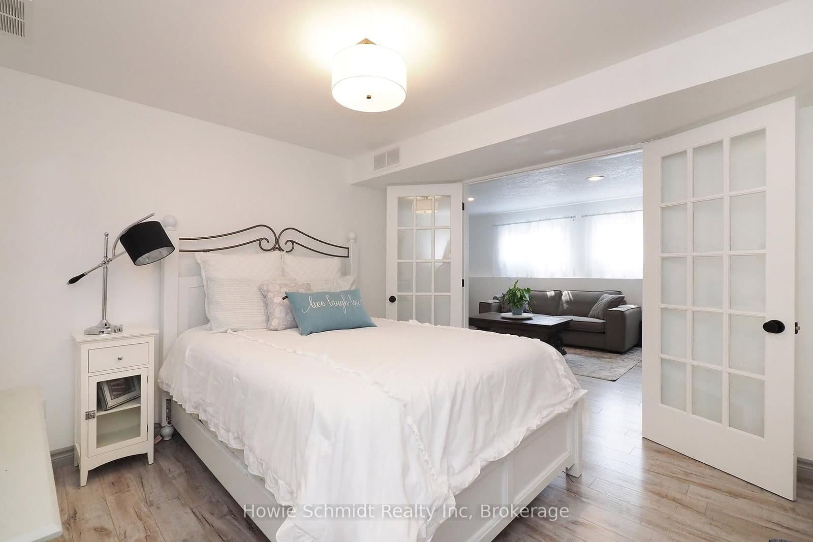 182 Mitchell Street thumbnail 16