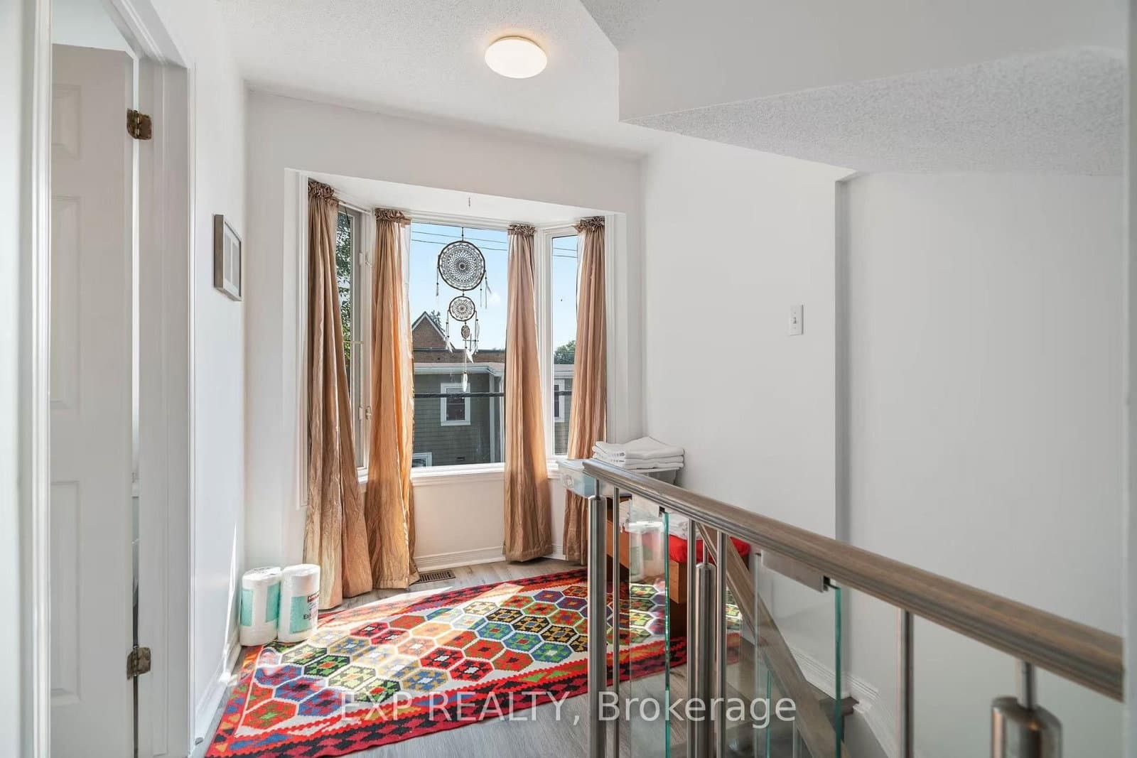 166 Forward Avenue thumbnail 16