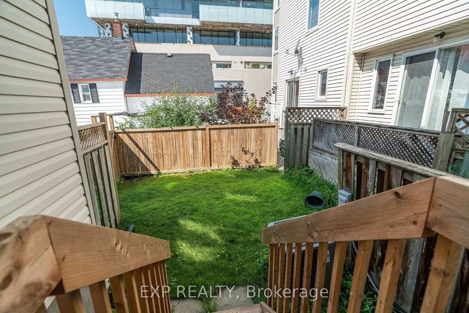 166 Forward Avenue thumbnail 28