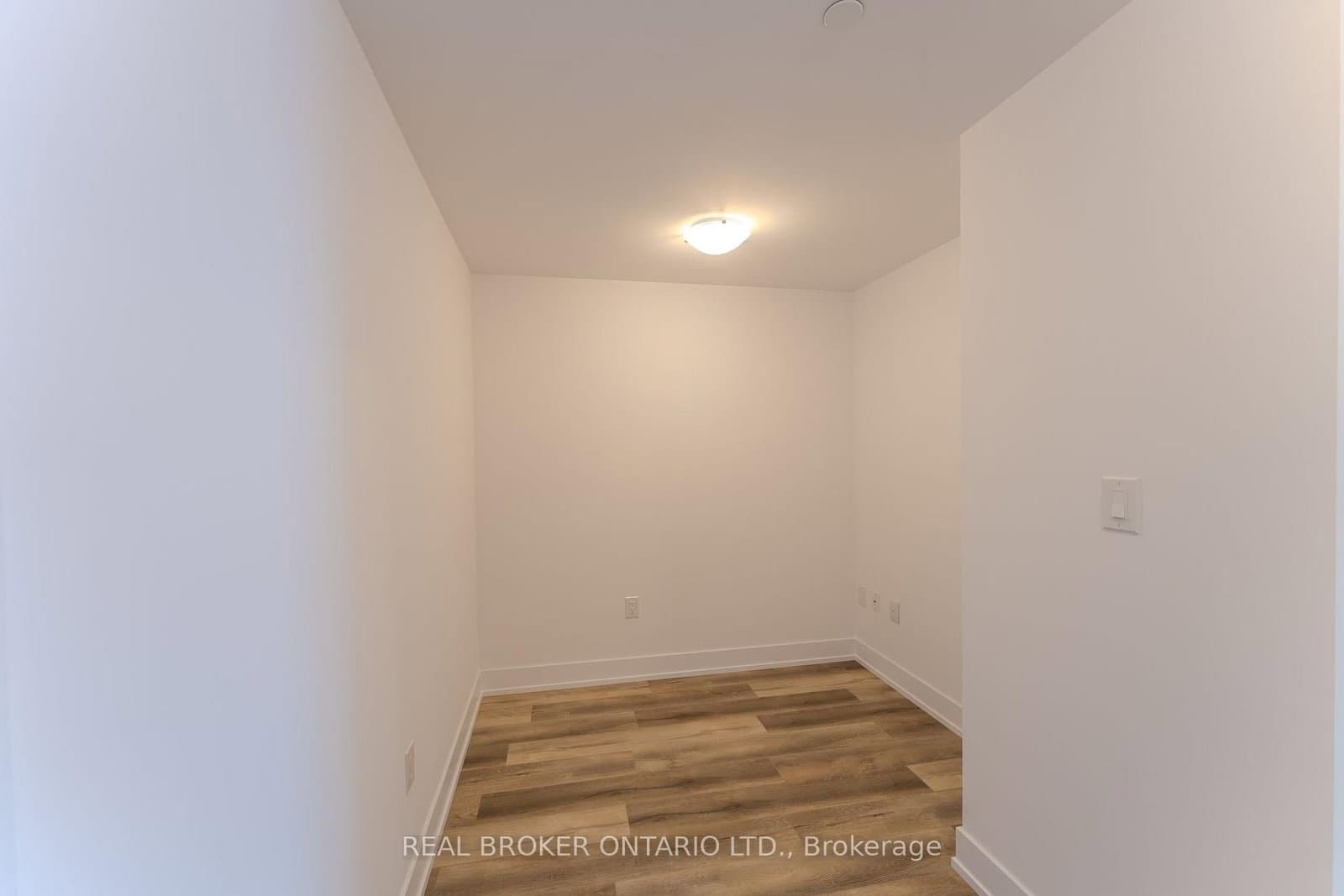 470 Dundas Street E, Unit 1207 thumbnail 10