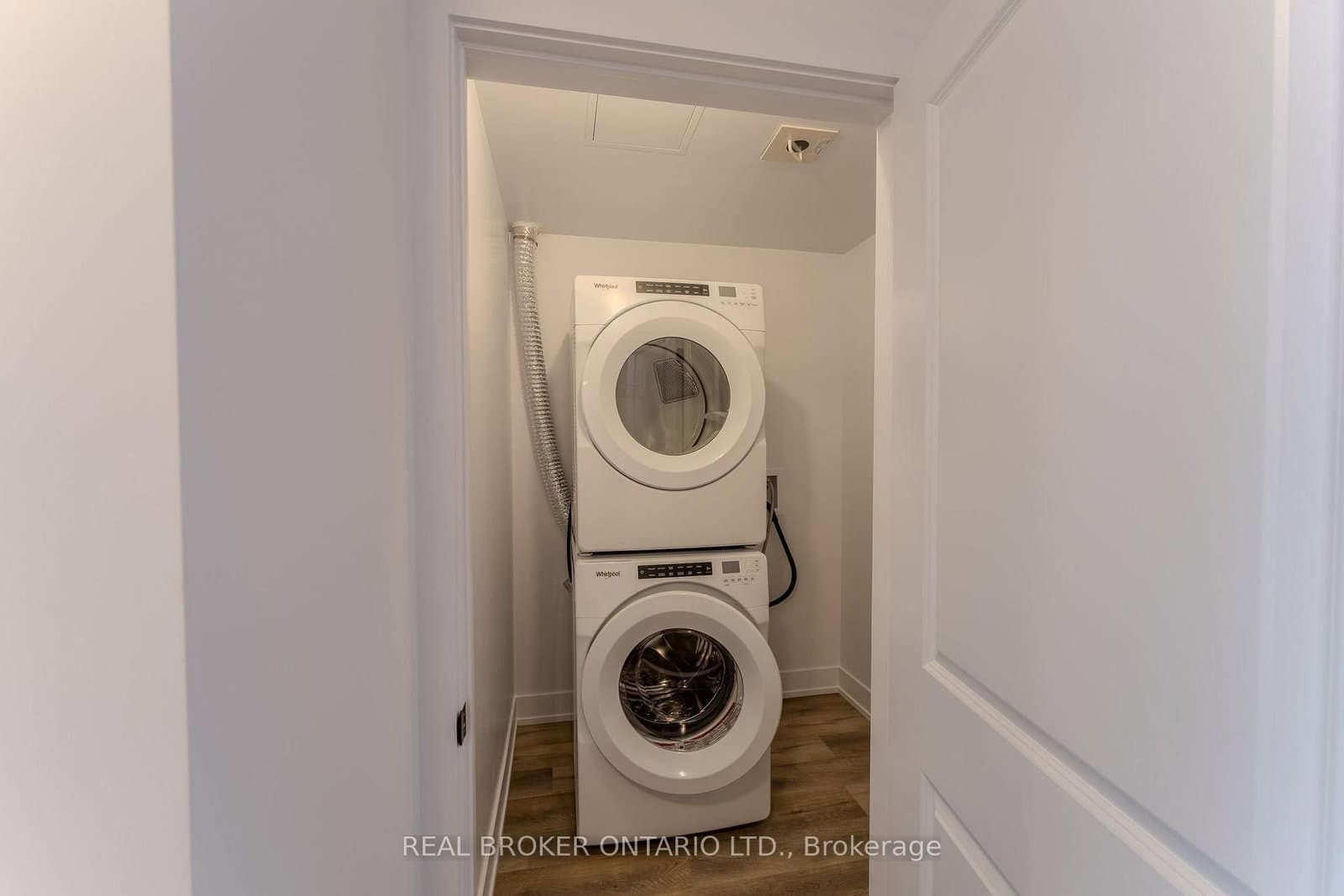 470 Dundas Street E, Unit 1207 thumbnail 12