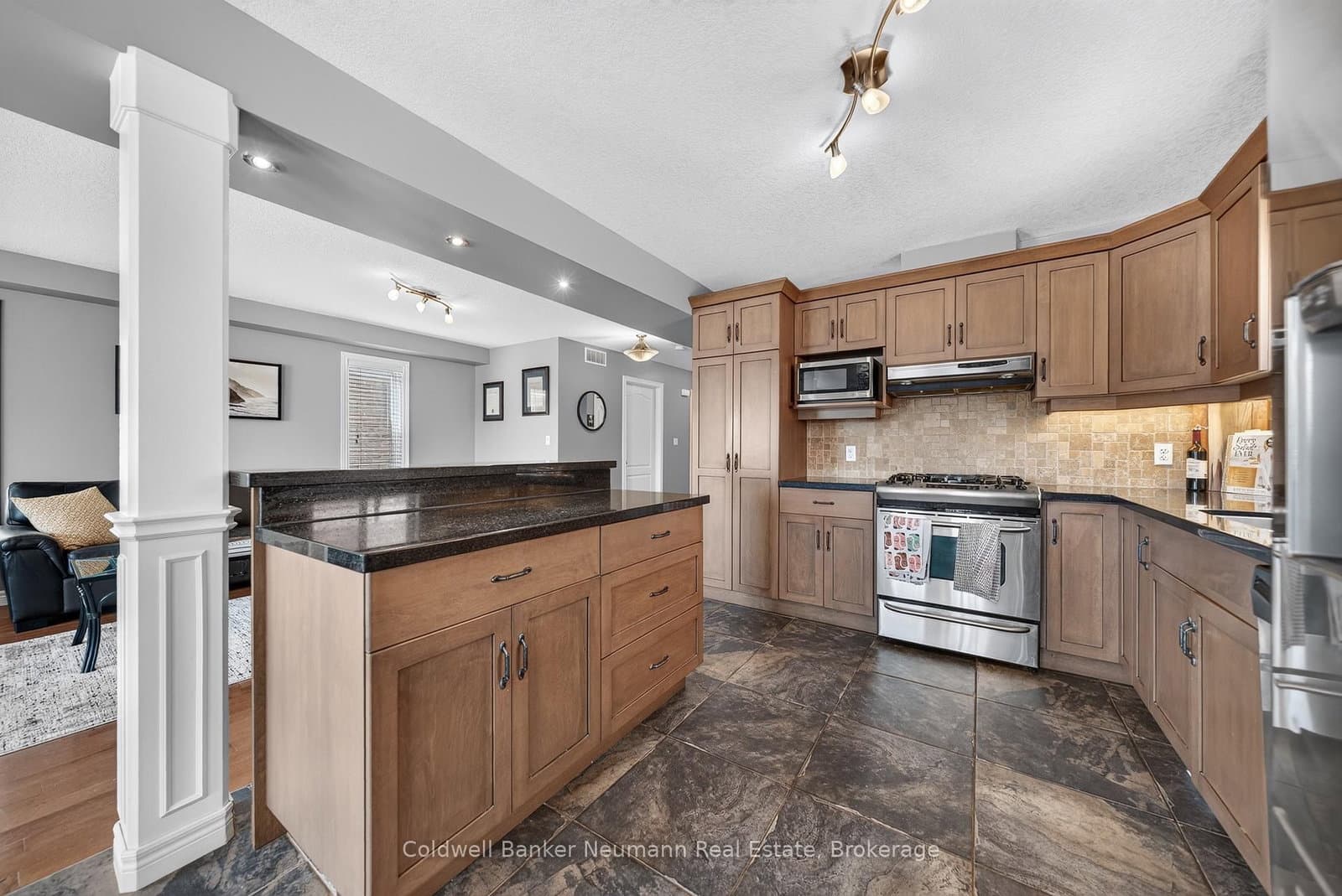 58 Washburn Drive thumbnail 12