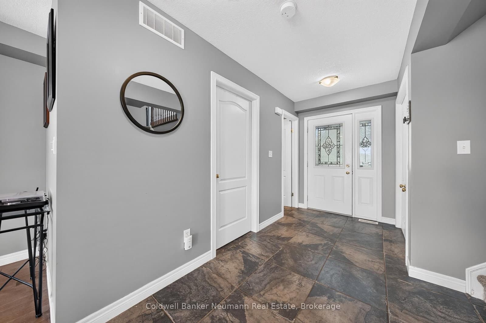 58 Washburn Drive thumbnail 5