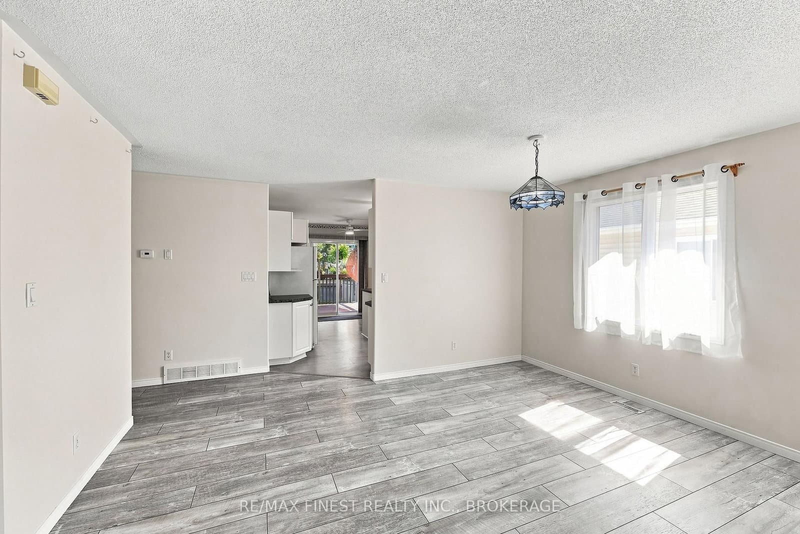 416 Sheila Court thumbnail 18