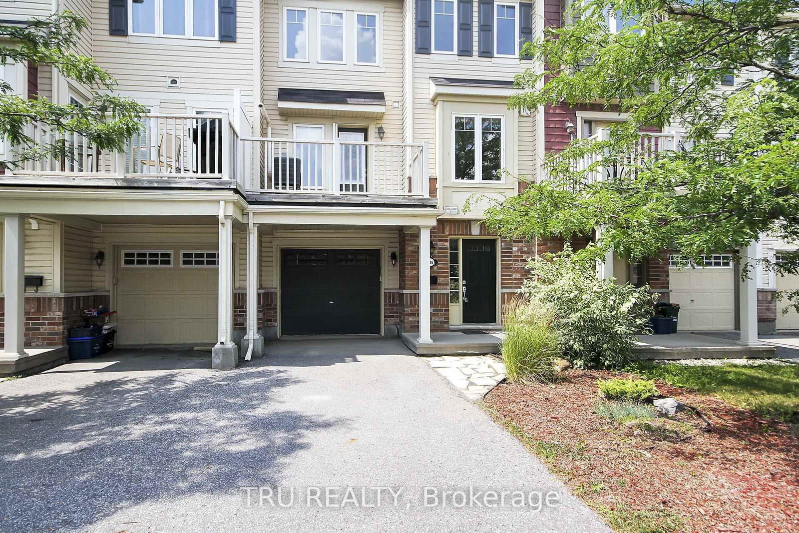 2505 Waterlilly Way thumbnail 2