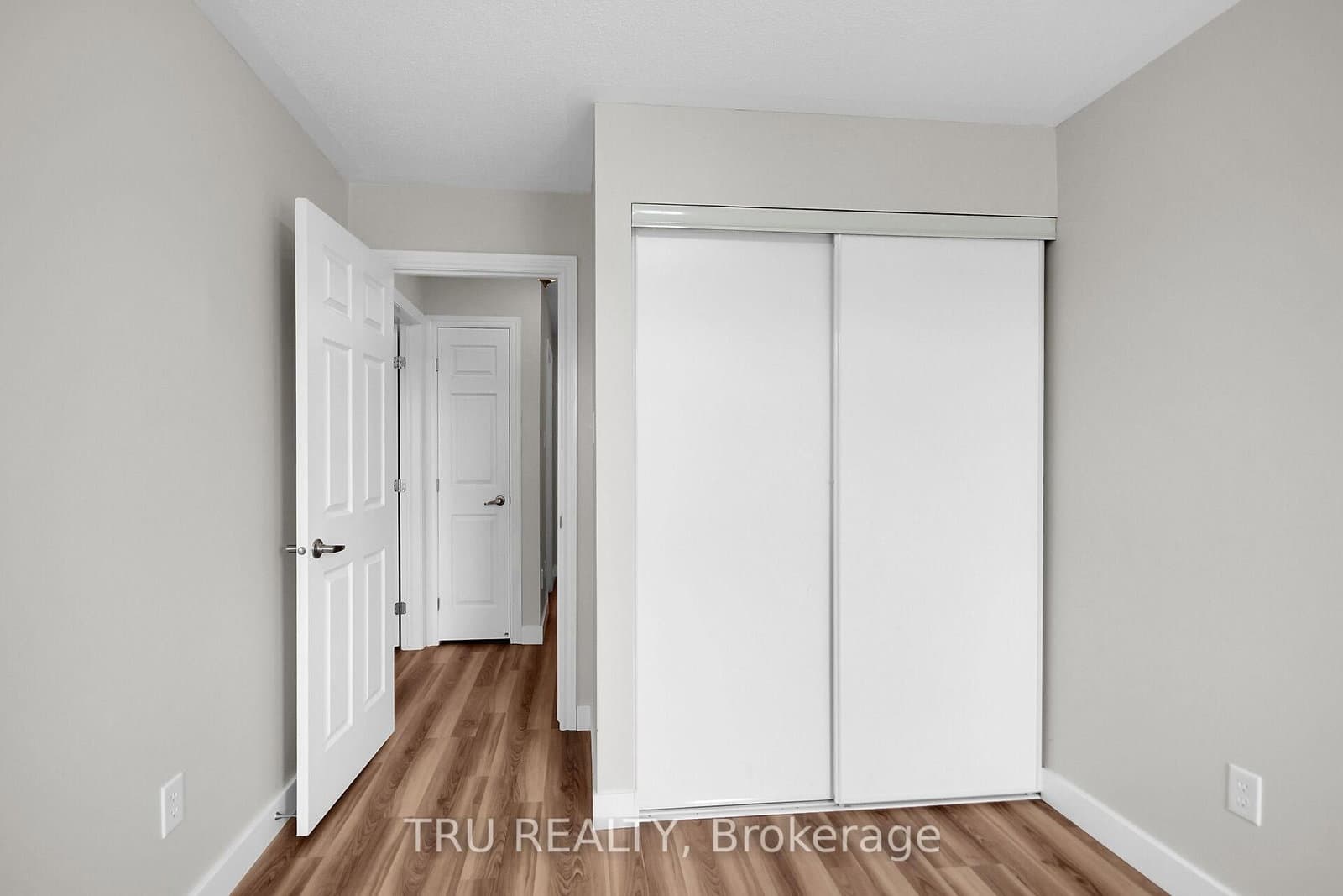 2505 Waterlilly Way thumbnail 27