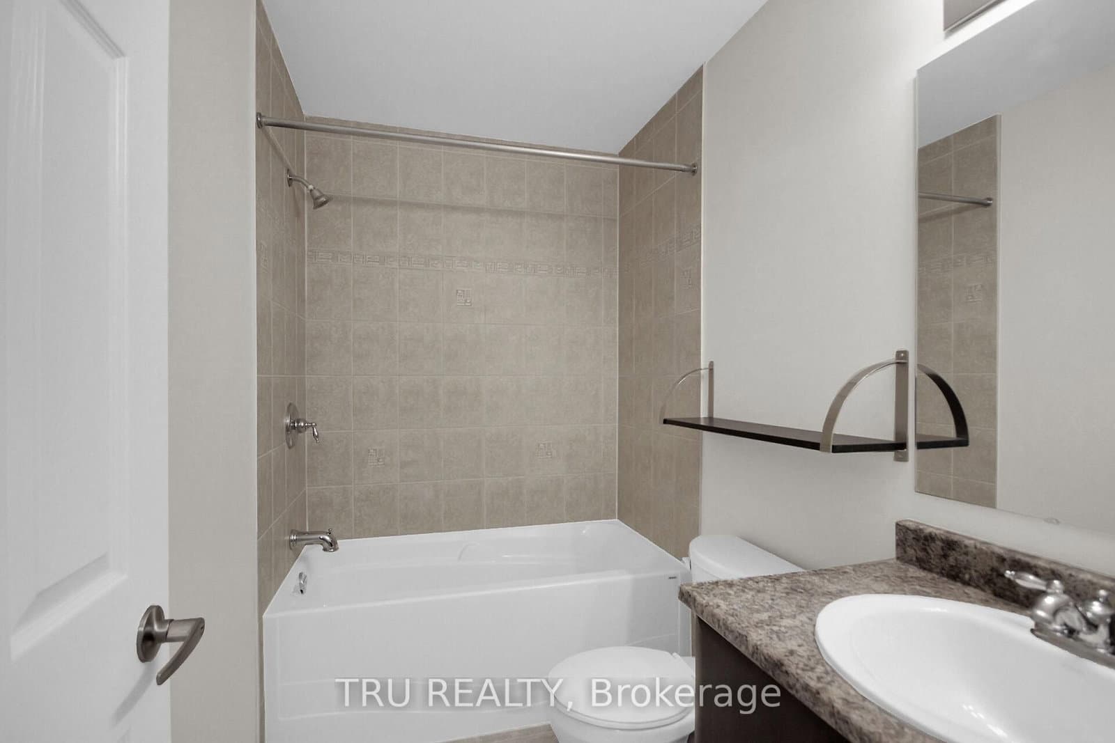 2505 Waterlilly Way thumbnail 29