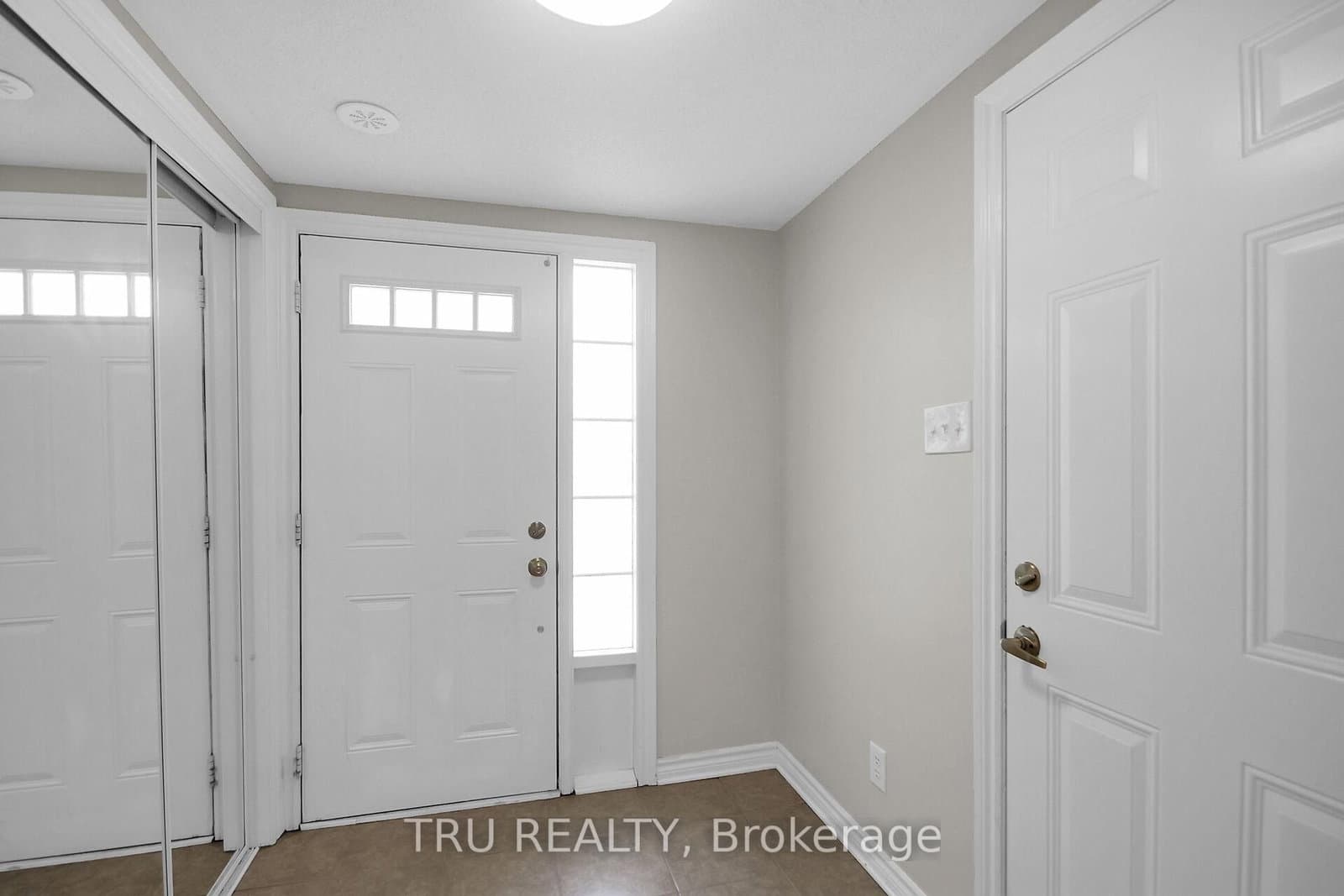2505 Waterlilly Way thumbnail 6