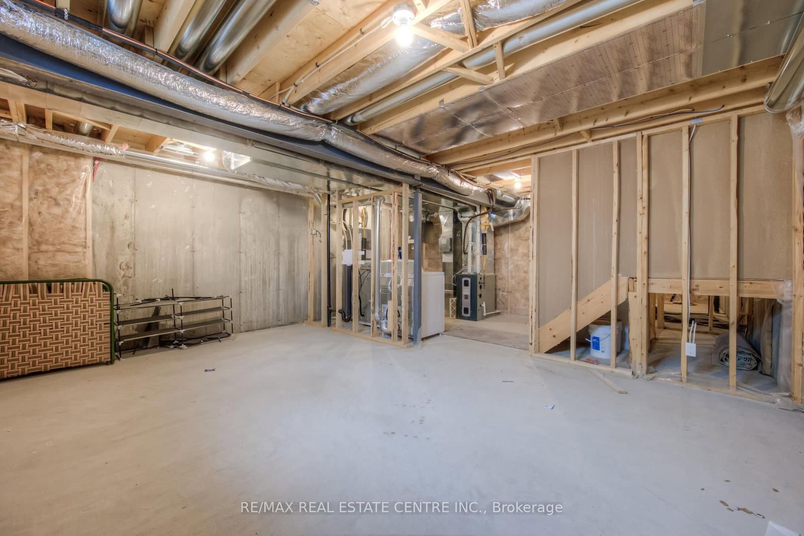 309 Bradshaw Drive thumbnail 19