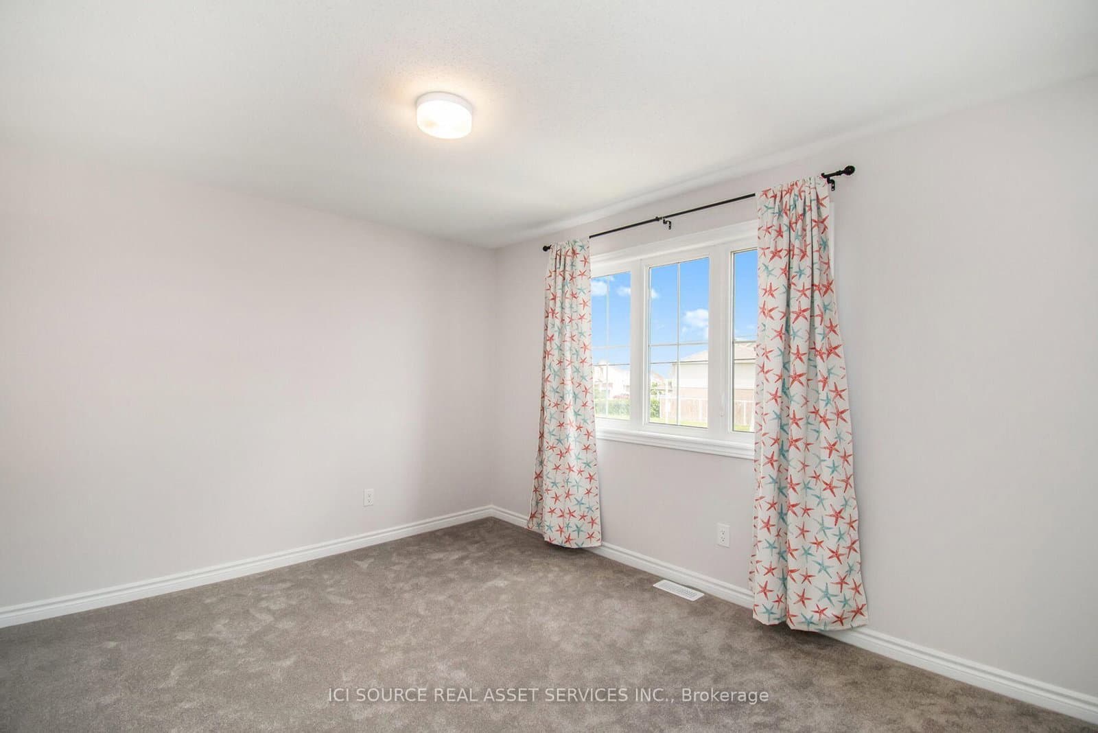 53 Mudminnow Crescent thumbnail 16