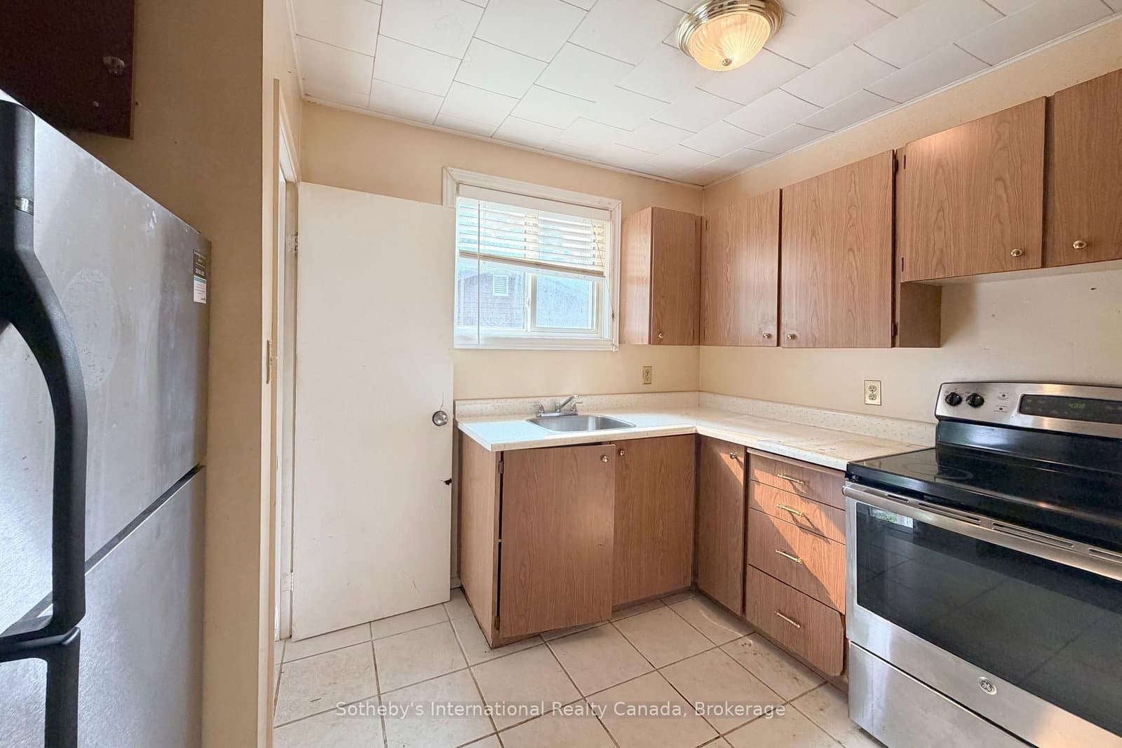 12A Valley Drive thumbnail 12