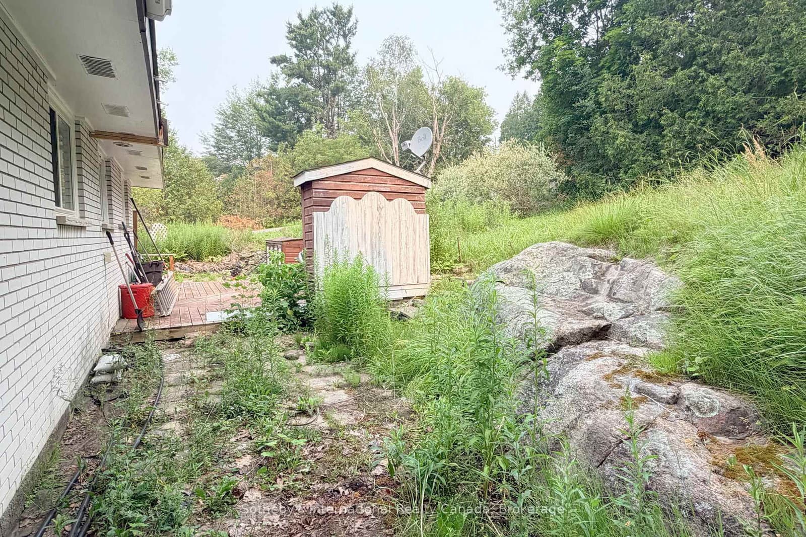 12A Valley Drive thumbnail 24