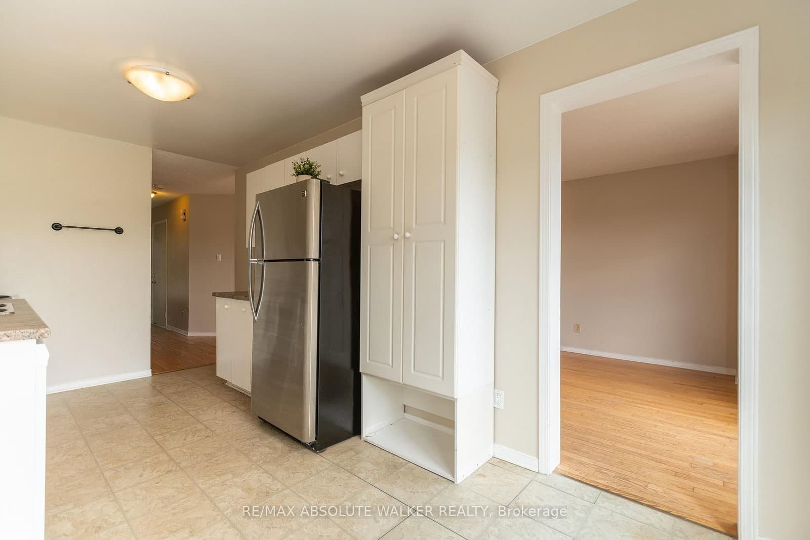 1411 Caravel Crescent thumbnail 8
