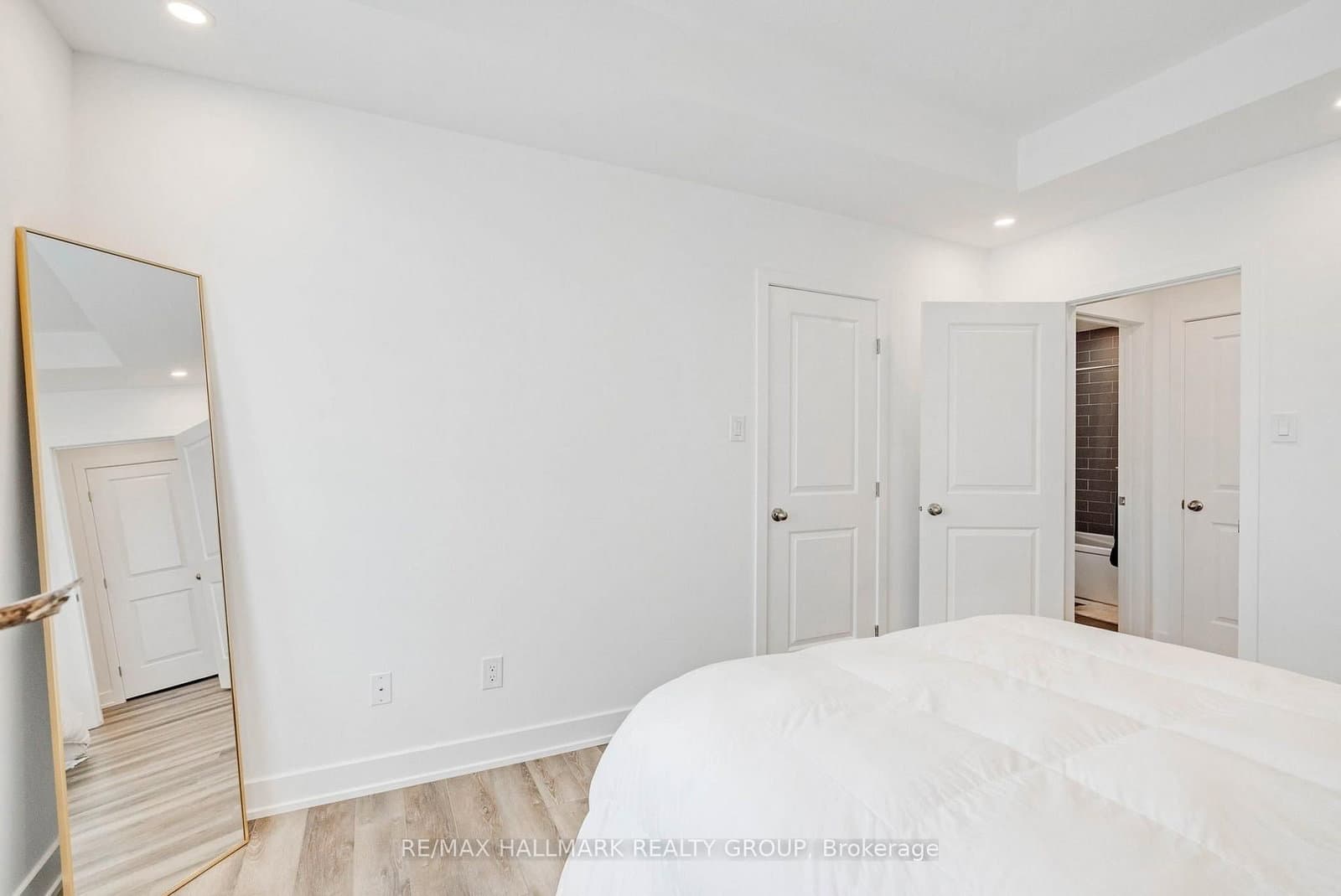 310 Tulum Crescent, Unit F thumbnail 16